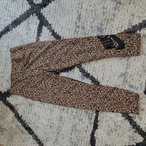 Nike cheeta leggings